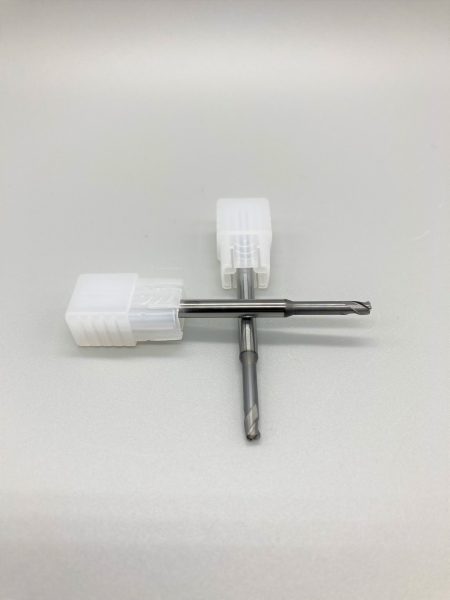 Ø3-Ø4 R0.5 15-60 (T1-S4)0°Z3