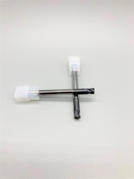 Ø6-Ø6 R0.5 18-75 (T1-S2) 0° Z4